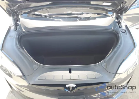 2022 Tesla Model X Plaid Tri Motor All-Wheel Drive z USA, uszkodzony, nr VIN 7SAXCBE65NF356647